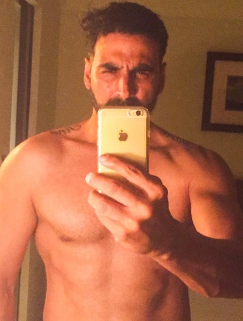 Bollywood Actors Shirtless Selfies1