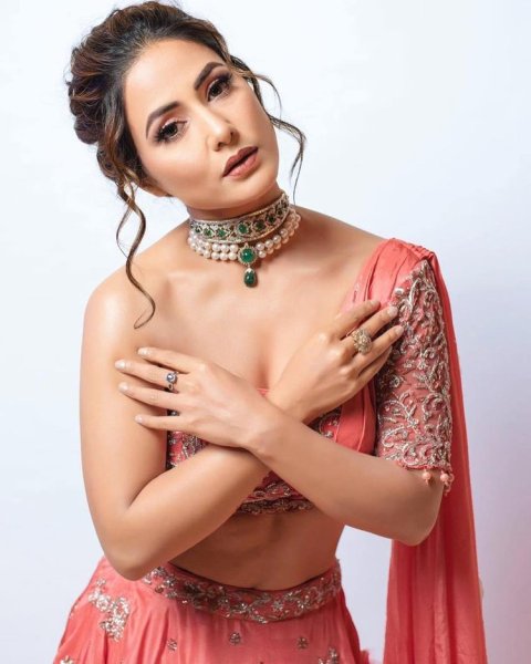 Beautiful Tv Actress Hina Khan Fabulous And Hot Lo