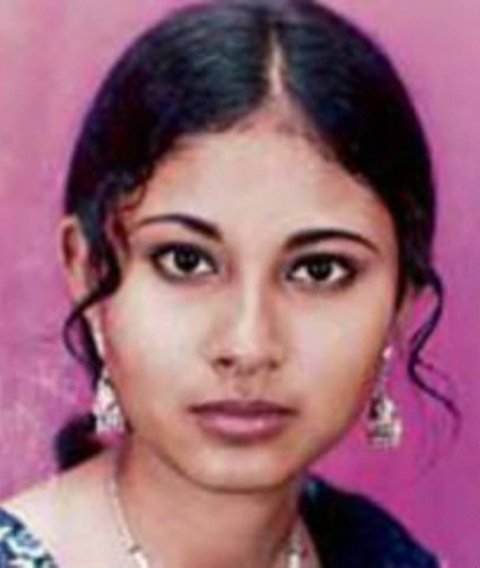Mouni4 E746