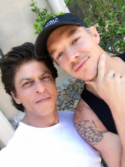 Photos Of Shah Rukh Khan With Hollywood Celebs Tha