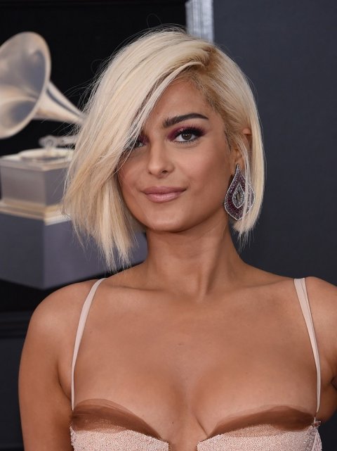 15 Bob Hairstyles Of Celebrities That Inspire You To Cut Down Your Hair Starbiz Com