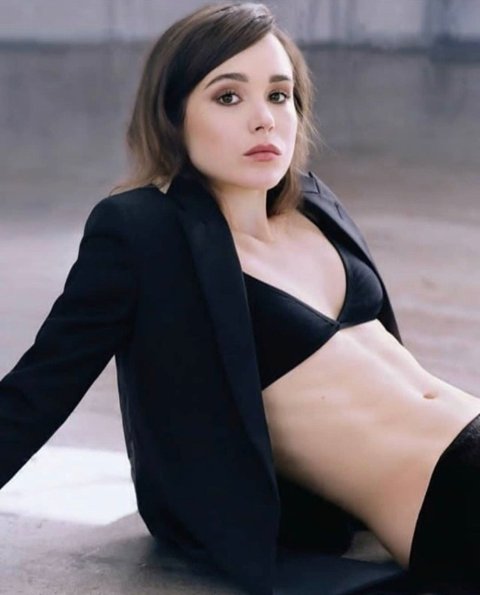 480px x 595px - Ellen Page Kissing Scenes Compilation | Last Girlie Image Of The Actress -  StarBiz.com