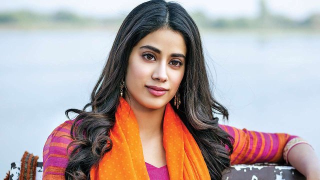 701638 Janhvi Kapoor