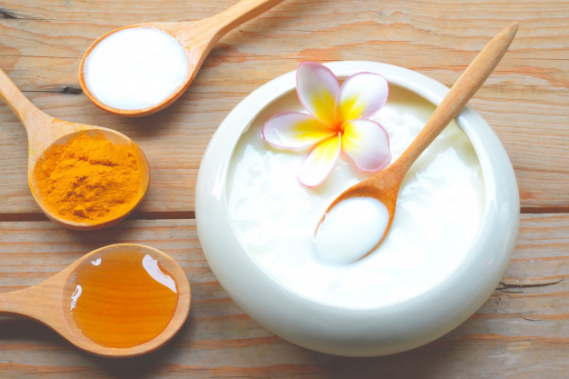 Face Mask With Turmeric Powder Yogurt And Honey Fo