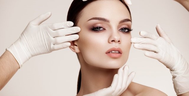 Woman Face Treat 0055