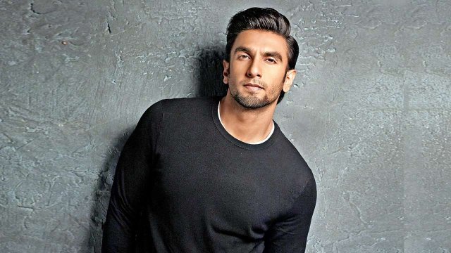 680967 Ranveer Singh 07