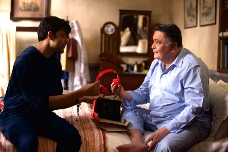 Netflix Acquires Rajma Chawal A Rishi Kapoor Drama