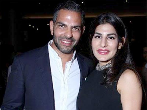 Wishes To Sunjay Kapur & Priya Sachdev