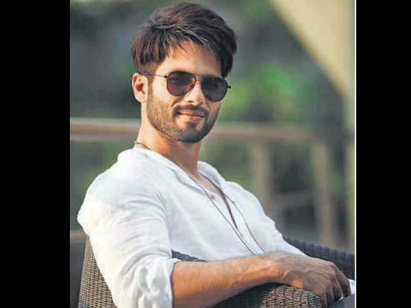 Shahid & Kareena Had Broken Up At That Time!