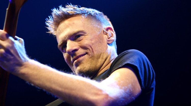 bryan adams mumbai concert