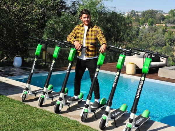 Nick Reveals The Names Of The Groomsmen