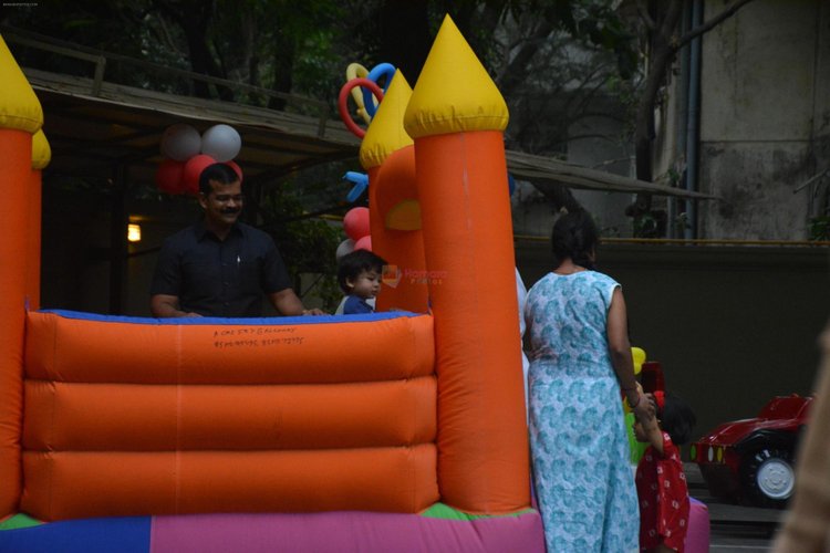 Taimur played happily at a bouncing house