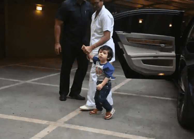 Taimur went out with his family