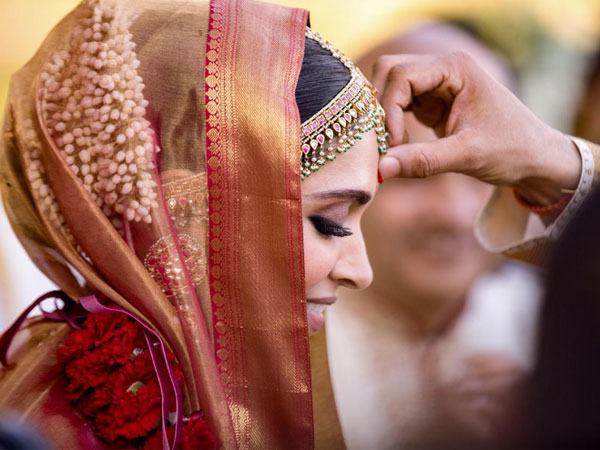 Keemat Of Ek Chutki Sindoor