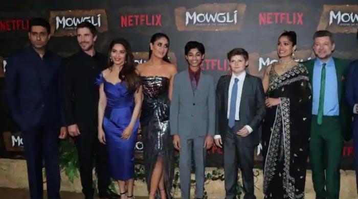 Káº¿t quáº£ hÃ¬nh áº£nh cho Hear Kareena Kapoor as Kaa, Anil Kapoor as Baloo in Hindi trailer for Mowgli: Legend of the Jungle