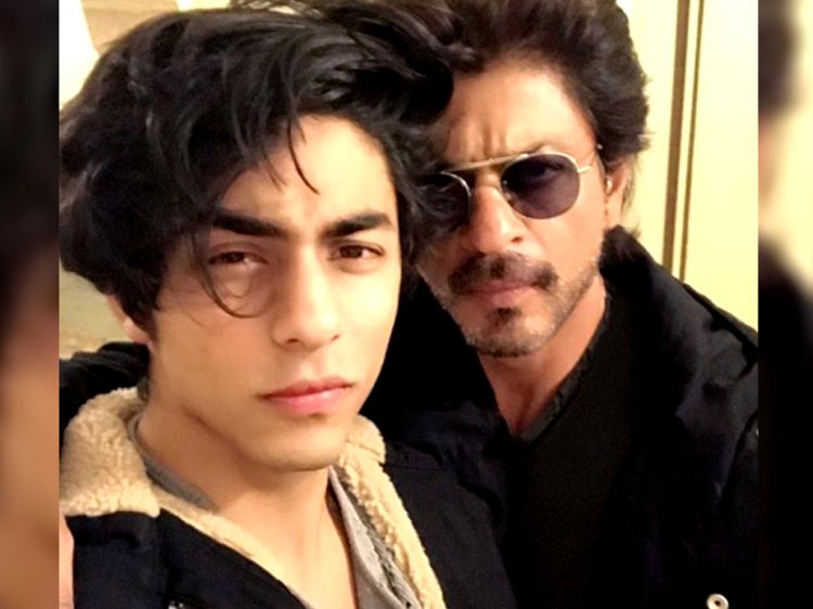 Shah Rukh Khan’s Oldest Aryan Khan Is Dating A London Girl, Details ...