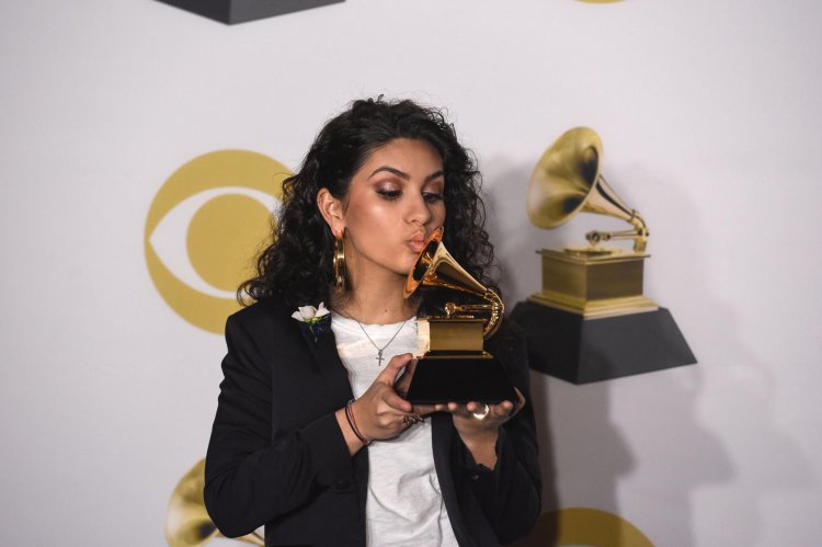 Alessia Cara Grammys 2018 1549654861