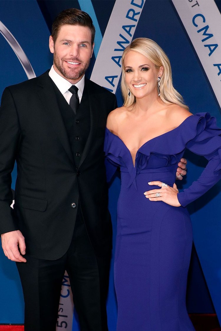Carrie Underwood Mike Fisher 1523660880