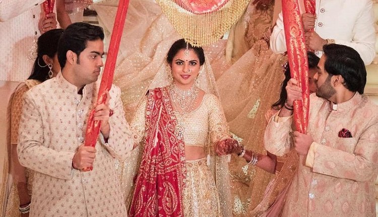 Before Akash Ambani's Big Day, Take A Look Back At Isha Ambani ...