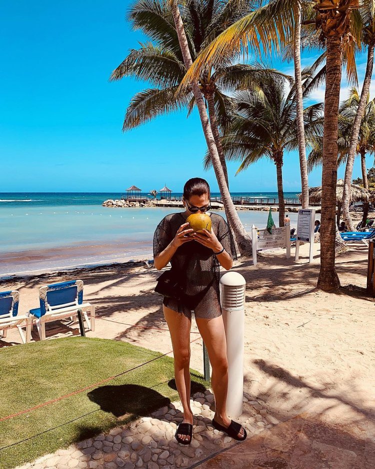 51924982 1242431809242101 6768341452524101890 N