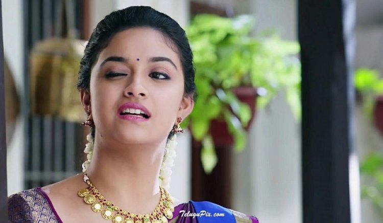 Fans are really eagers about the news that the beautiful actress Keerthy Suresh will enter the Bollywood film industry