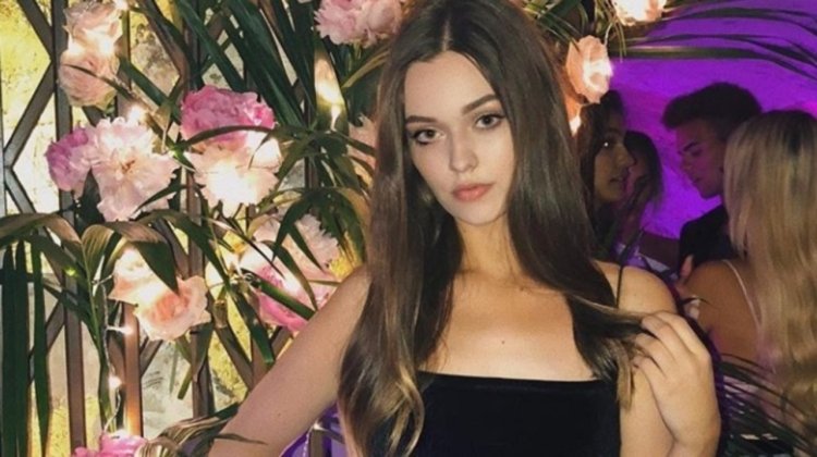 Felicite Tomlinson Instagram 20056832 1280x0