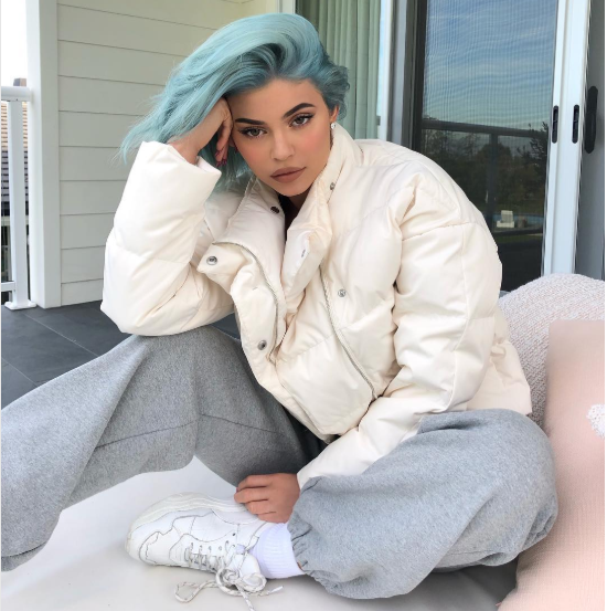 It seems that her blue/green marmaid hair is similar to the one that Kylie looks