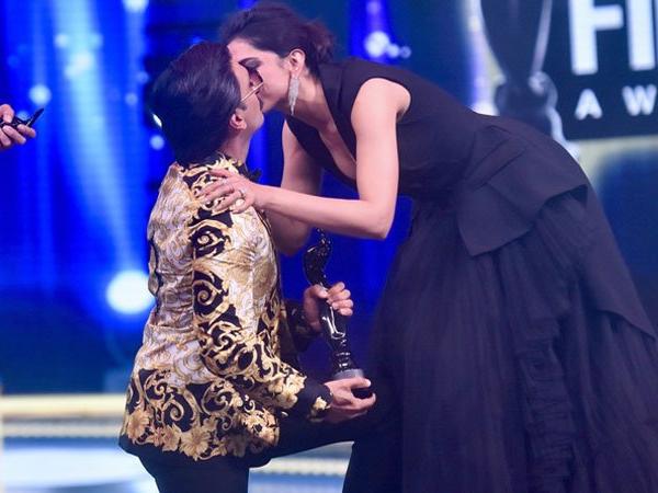 1553430086 Deepika Ranveer