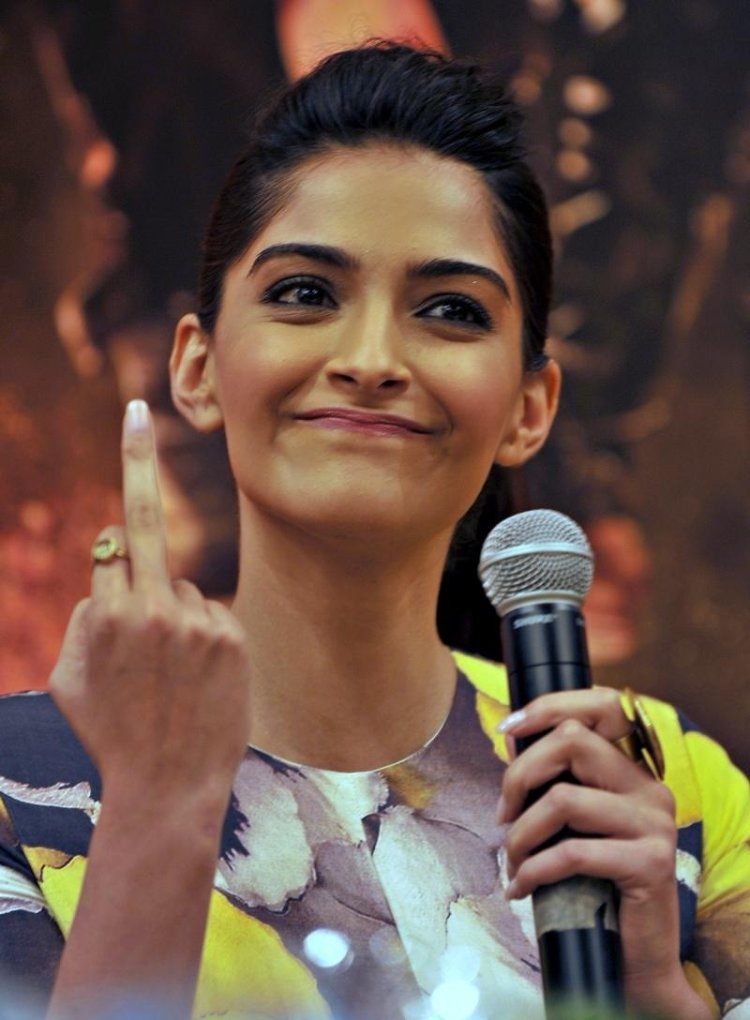 Sonam 18 1401980488