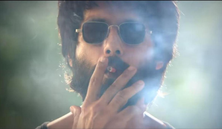 Shahid Kapoor Kabir Singh Smoke 20 Cigarettes
