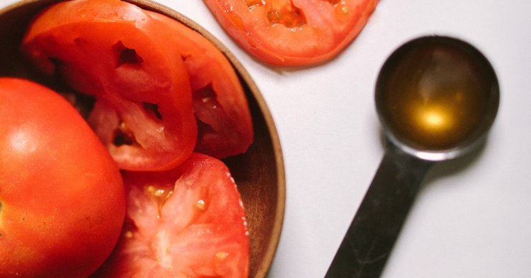 Tomato Honey Face Mask