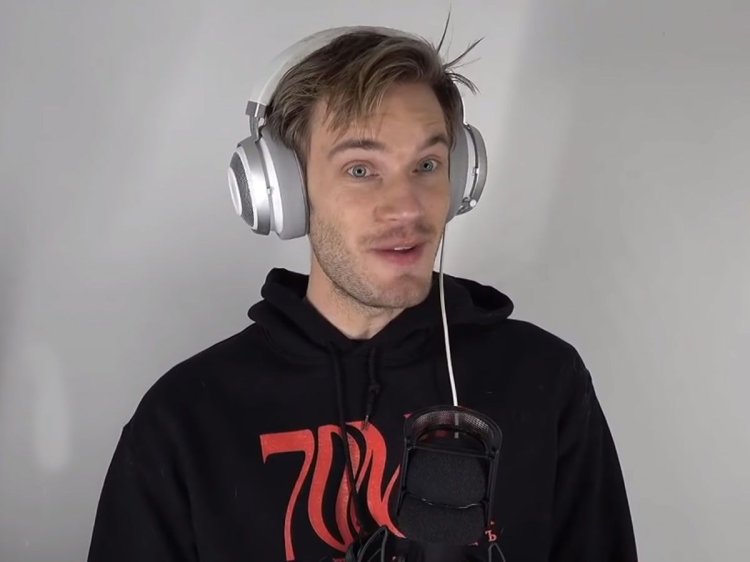 Pewdiepie Briefly Loses Top Spot To T Series Again