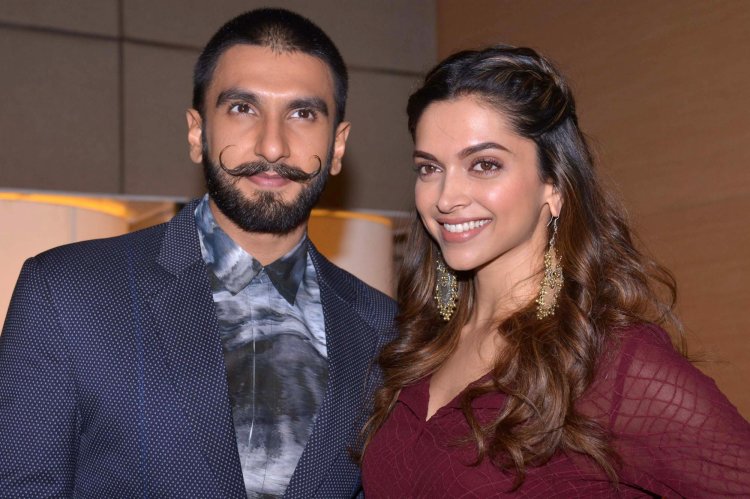 Deepika Padukone Ranveer Singh Metro