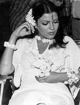 8 Zeenat Aman