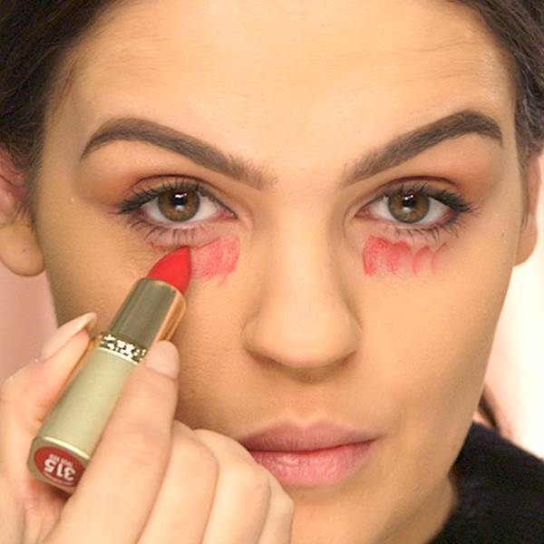 Makeupcompostgraphicsbodyundereyes6videoredlipstic