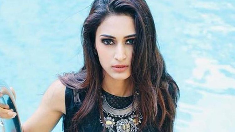 Erica-Fernandes-Top-50-Most-Desirable-Women