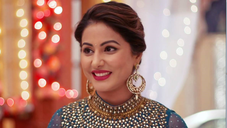 television-actresses-Hina-Khan