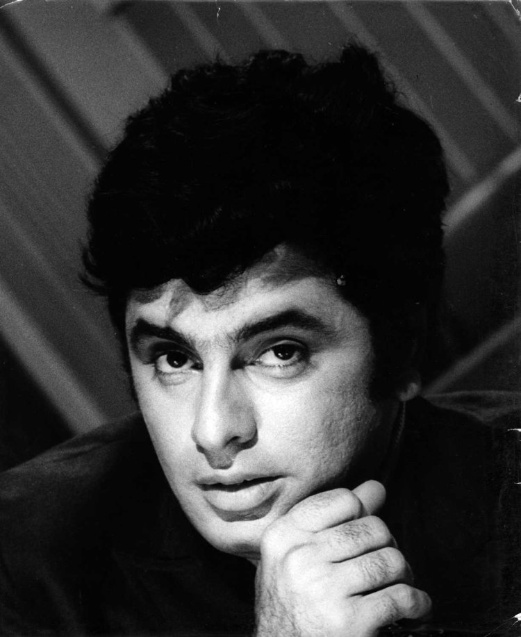 Tollywood Muslim Actors Name List With Photo : 7 Famous Muslim Bollywood Actors Who Adopted Hindu Screen ...