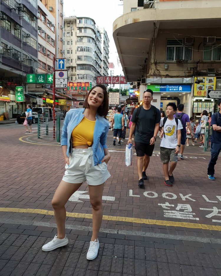 Top 50 Most Desirable Women Yami5