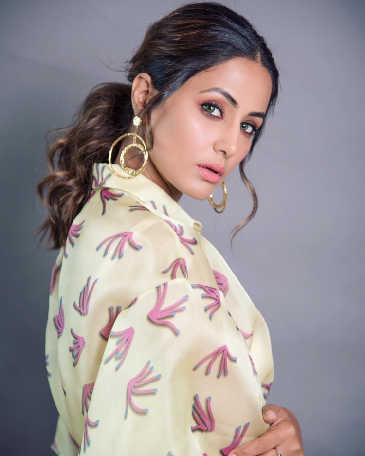 Hina Khan 1