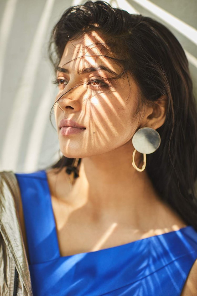 Malavika Mohanan 9 Indulge Express