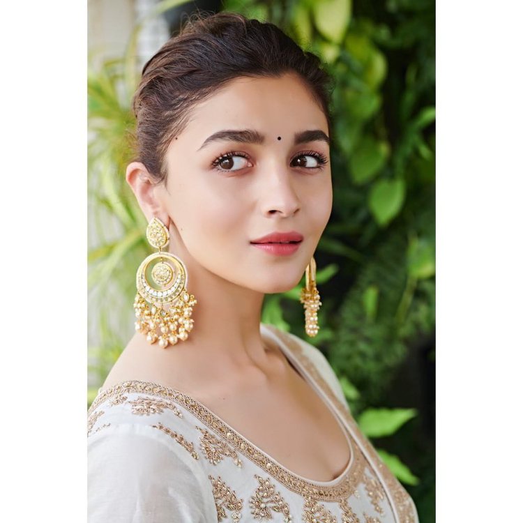 Aliabhatt1