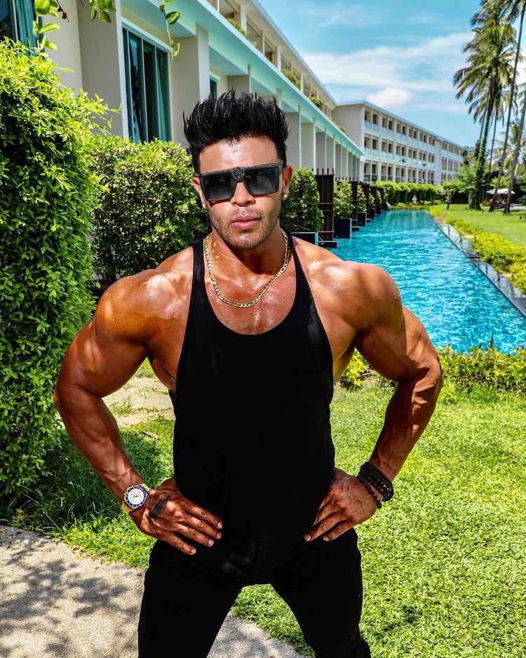 'Style' Actor Sahil Khan Is Making Us Green With His Luxurious Life