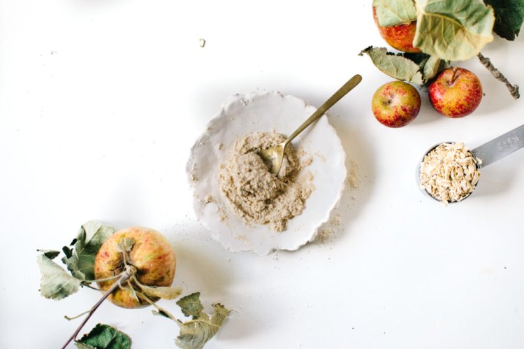 how to get glowing skin in 2 weeks: oatmeal mask