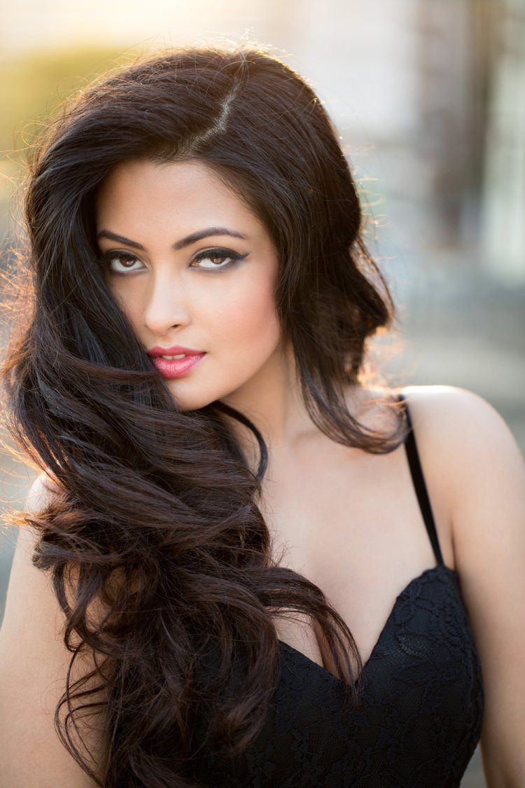 Bollywood Celebs From Royal Families4