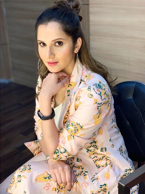 Sania Mirza Gives Us Major Mommy Fashion Goals2