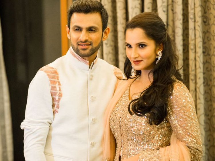 Sania Mirza Gives Us Major Mommy Fashion Goals5