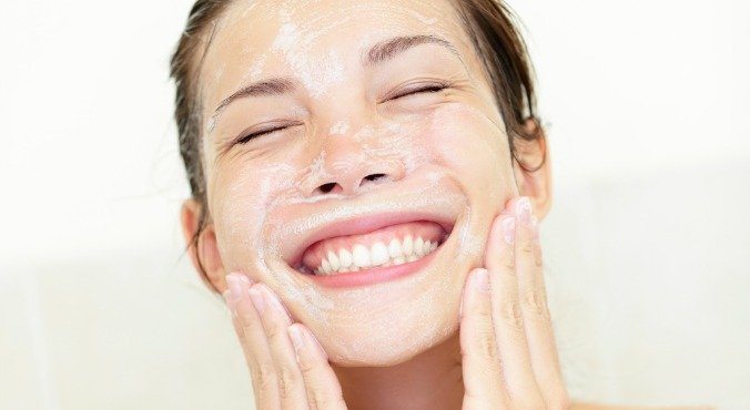 Massage Your Face With Cleanser