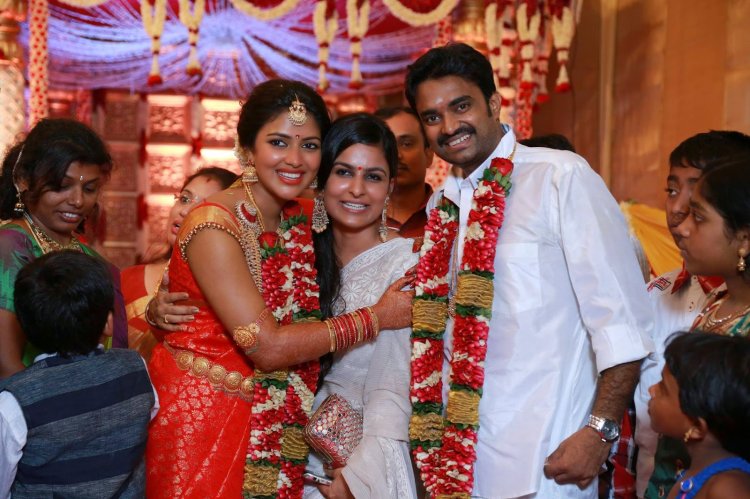 Amala Paul's Ex Husband AL Vijay Married To R Aishwarya - StarBiz.com