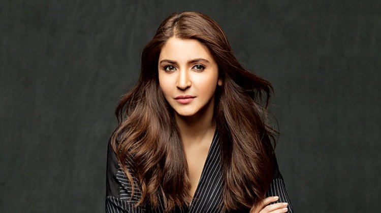 593620 Anushka Sharma